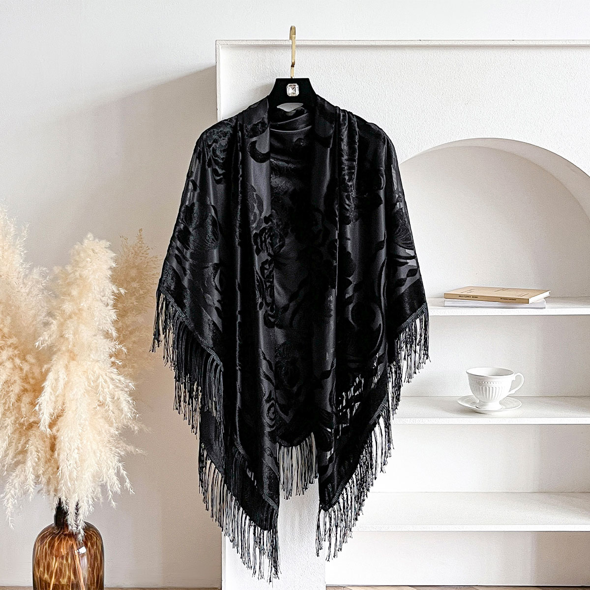 Embroidery Shawl - Retro Velvet Tassel Scarf Floral Embroidery