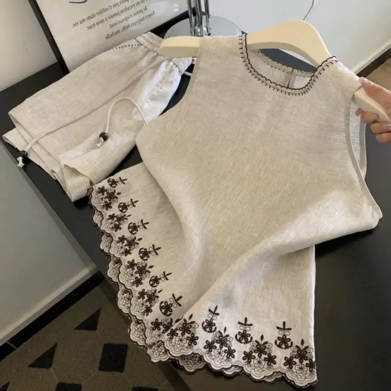 Simple Old Money Style Cotton  - огляд і ціна Embroidery Class