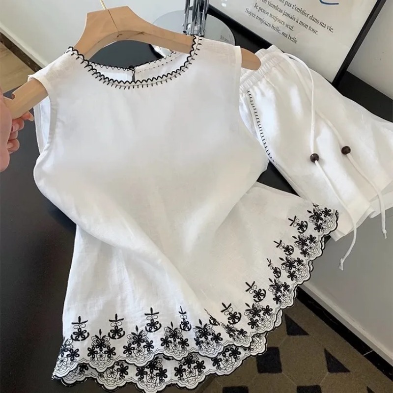 Simple Old Money Style Cotton  - огляд і ціна Embroidery Class