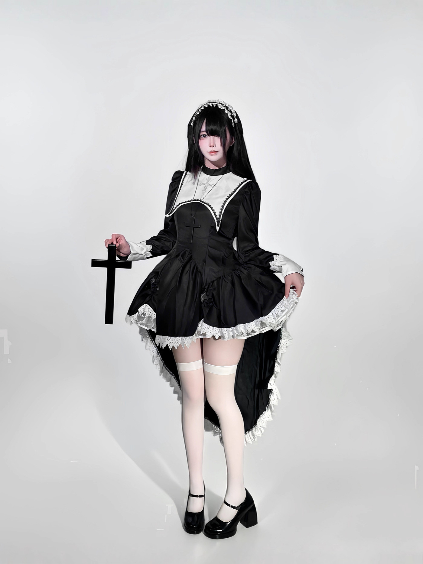 Gothic style dark embroidery c - огляд і ціна Embroidery Class
