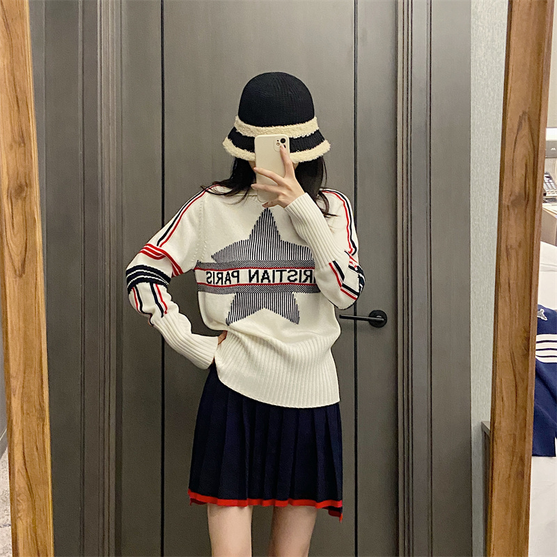 Women's Collared Knitted Sweat - огляд і ціна Embroidery Font