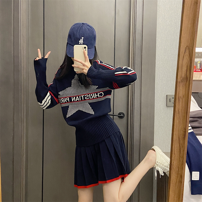 Women's Collared Knitted Sweat - огляд і ціна Embroidery Font